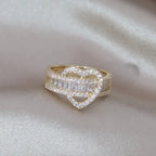 14k Lovers Loop Sparkling Heart Ring — product detail