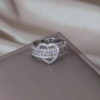 14k Lovers Loop Sparkling Heart Ring — product detail