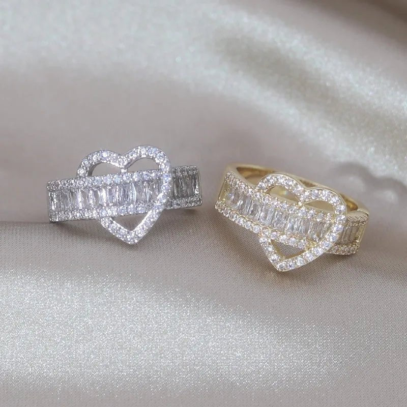 14k Lovers Loop Sparkling Heart Ring — product detail