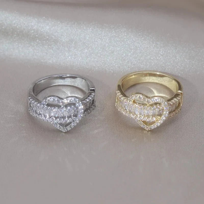 14k Lovers Loop Sparkling Heart Ring — product detail