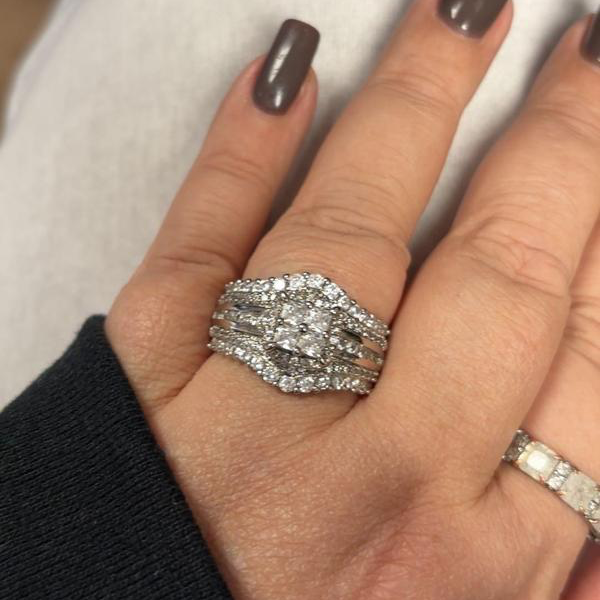 5-in-1 Sparkling Accented Ring Stack — product detail