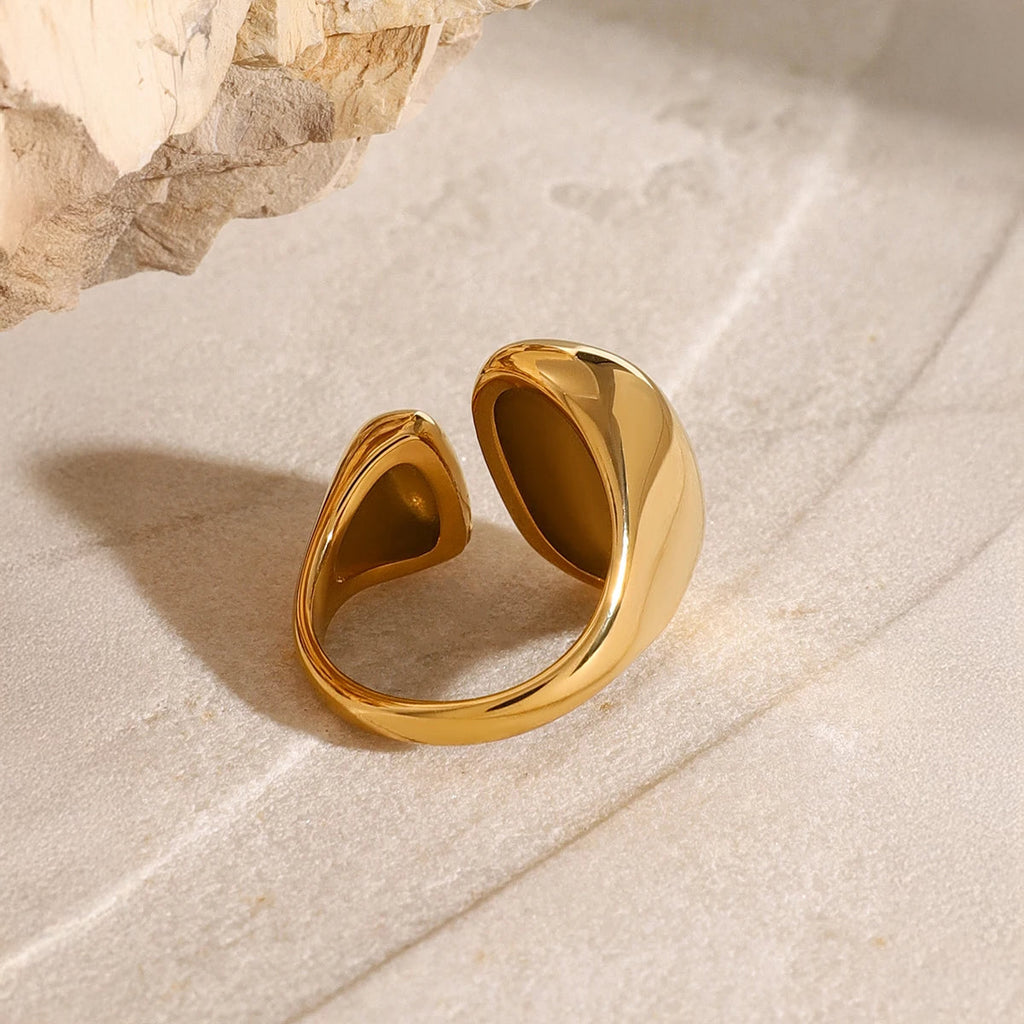 Chunky Rounded Open Square Ring — product detail