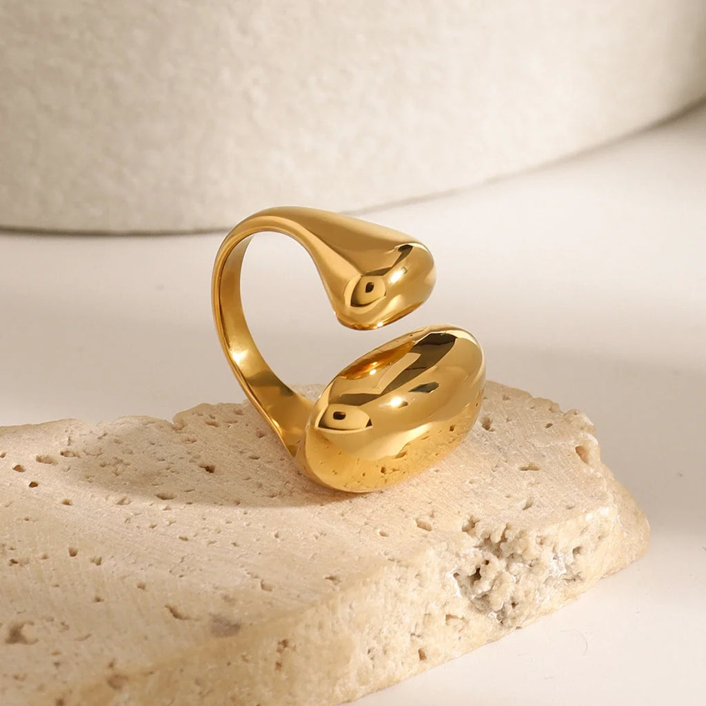 Chunky Rounded Open Square Ring — product detail