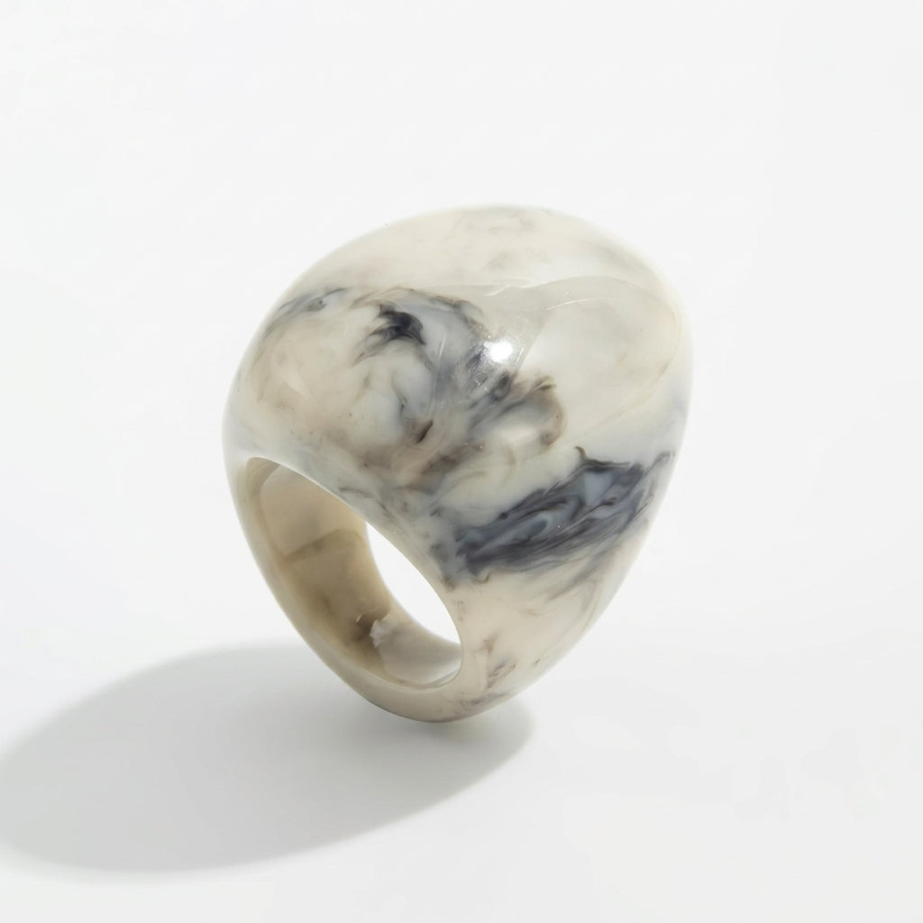 Chunky Oval Resin Ring — product detail