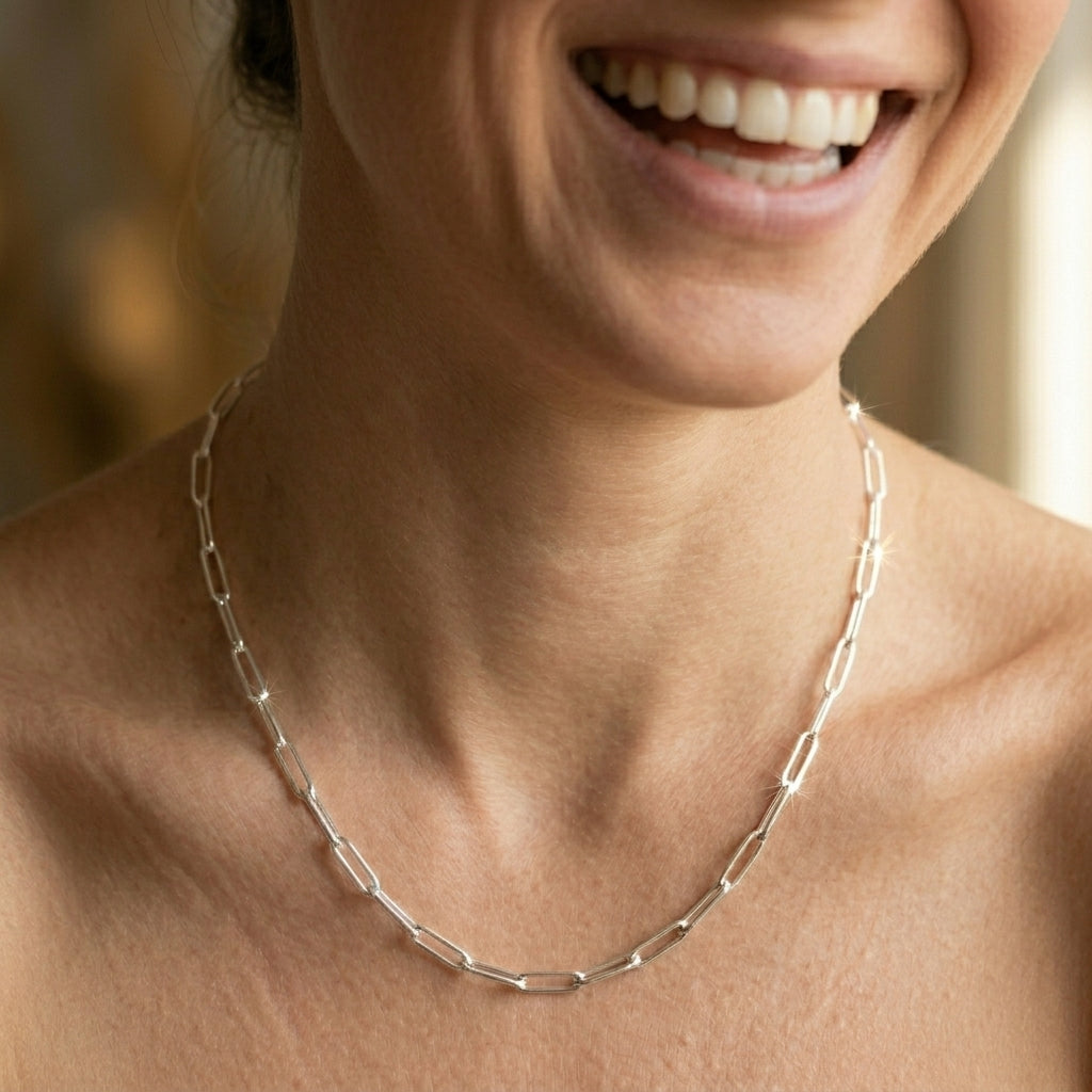 Evelise Classics Paperclip Necklace — product detail