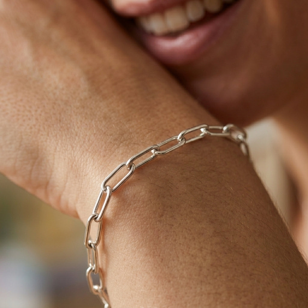 Evelise Classics Paperclip Bracelet — product detail
