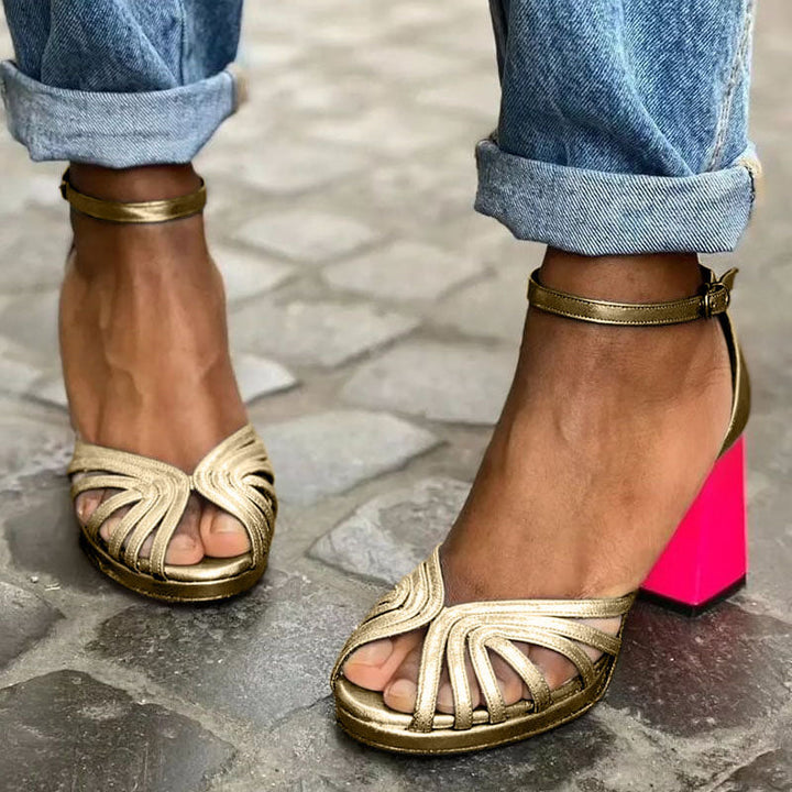 Milvia | Classic sandals with ankle strap and open toes