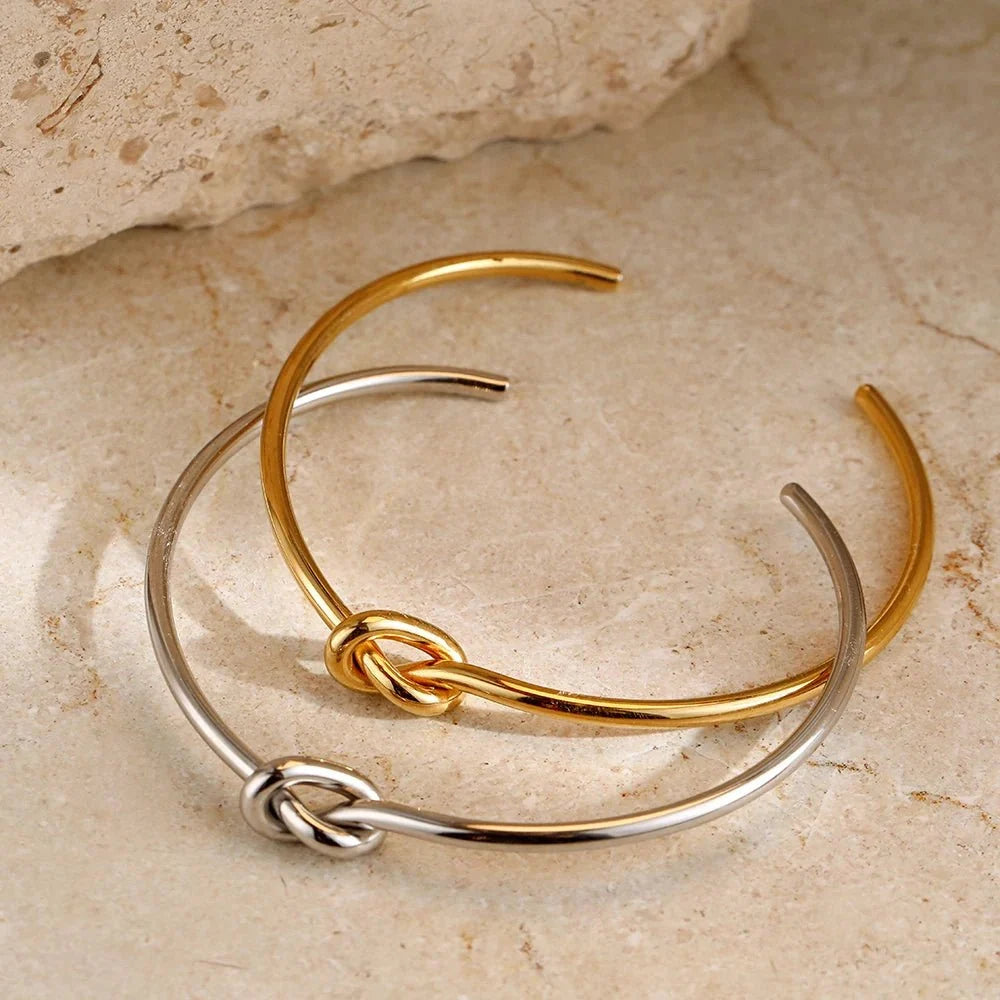 Classic Knot Bracelet — product detail