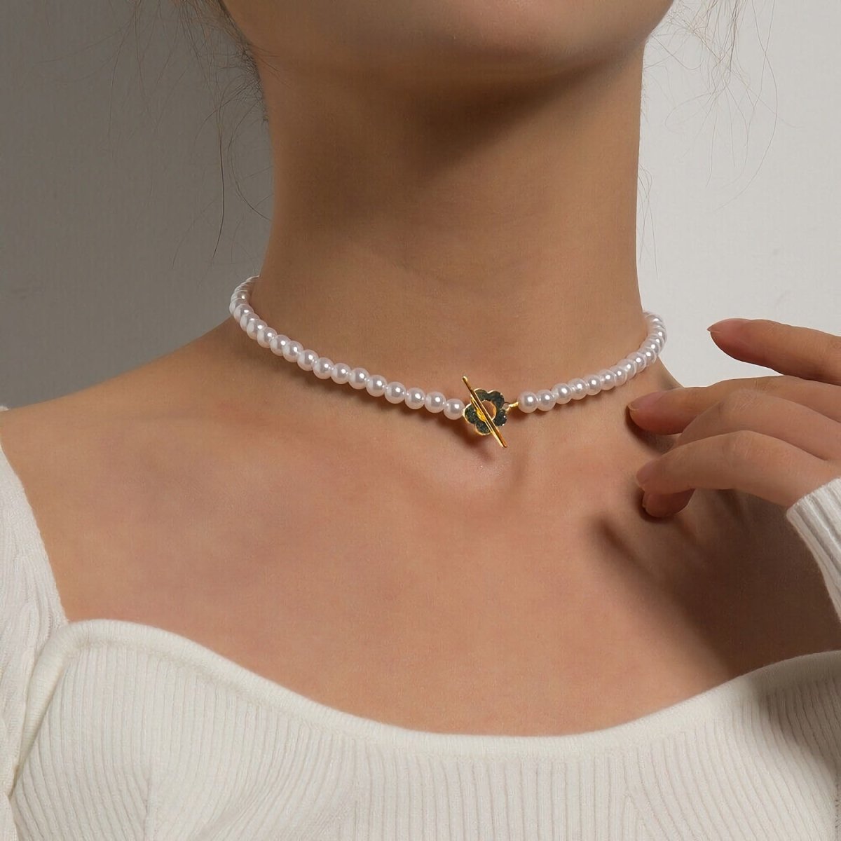 Floral Choker Flower Clasp Necklace — product detail