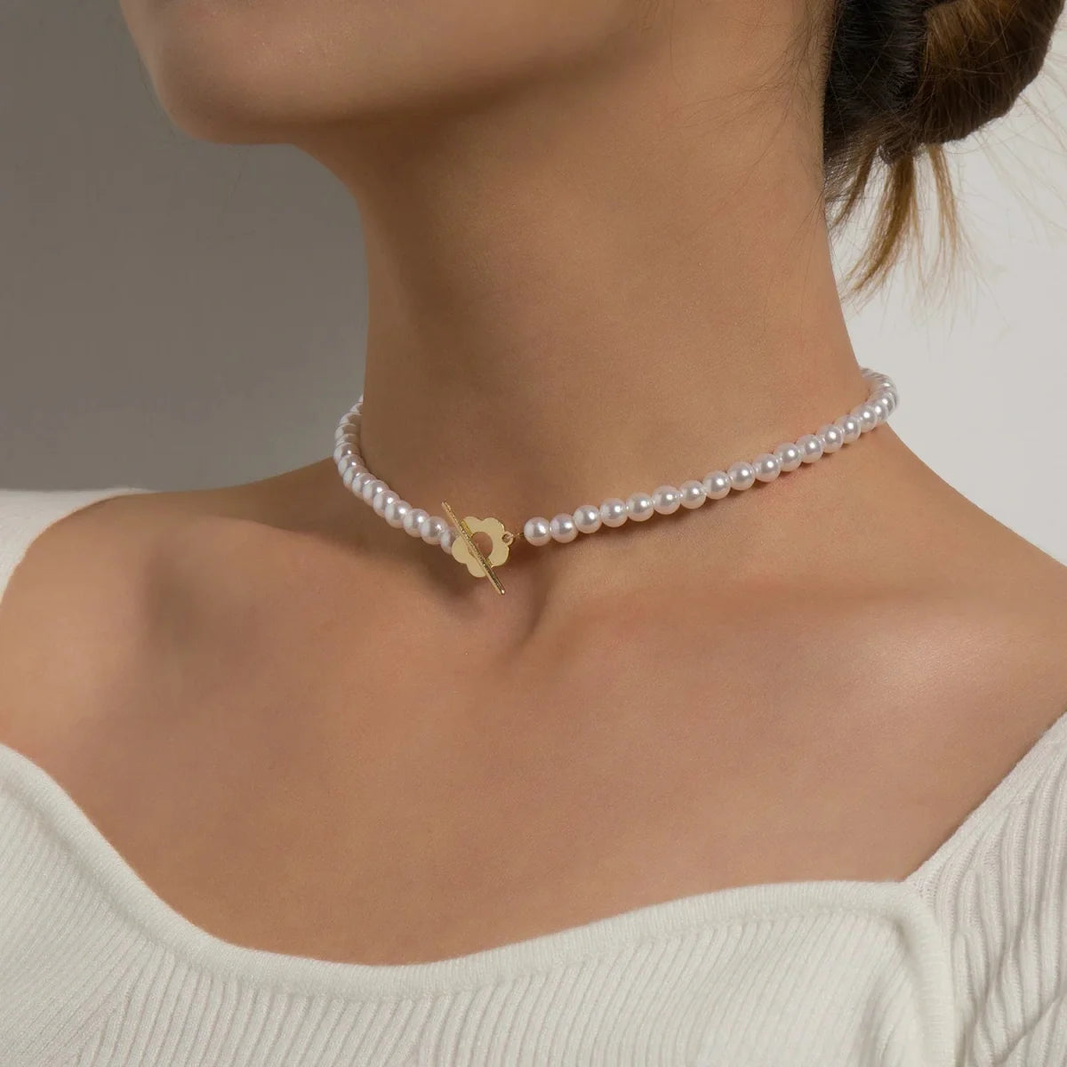 Floral Choker Flower Clasp Necklace — product detail
