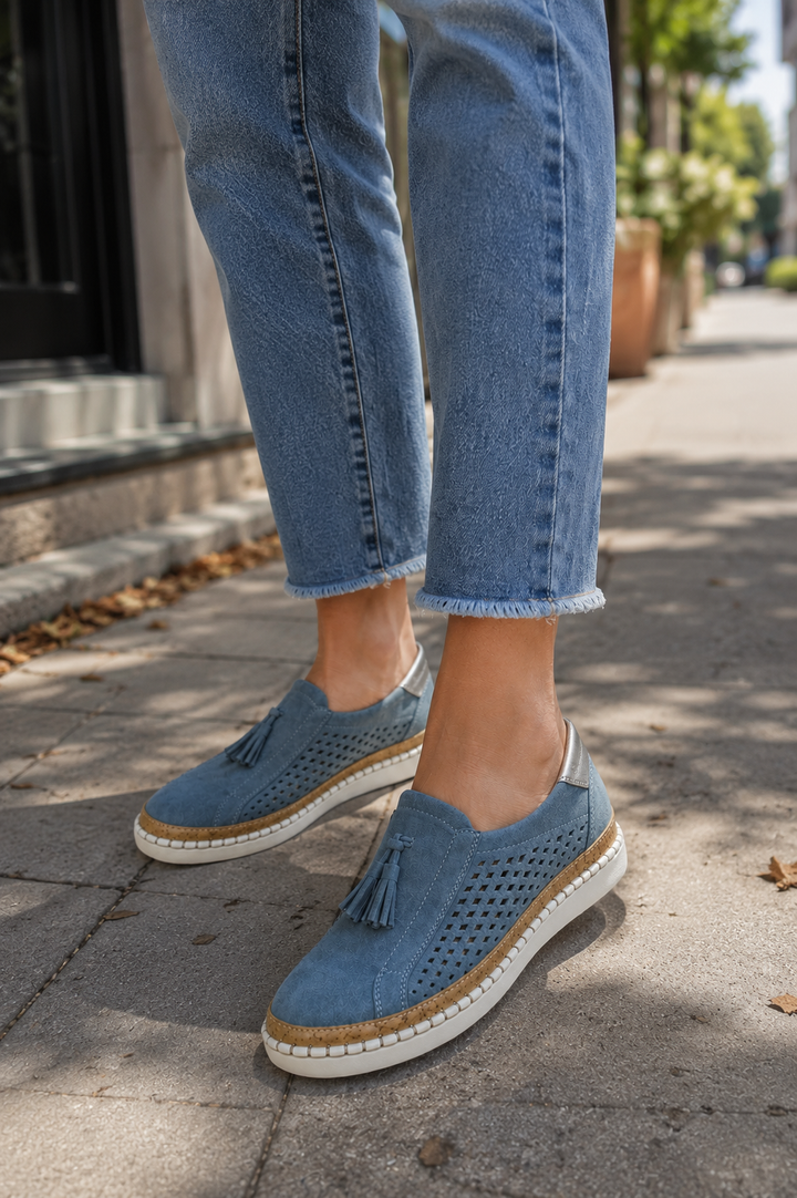 CHARLOTTE AVALON | PERFORATED TASSEL LOAFERS FOR WOMAN