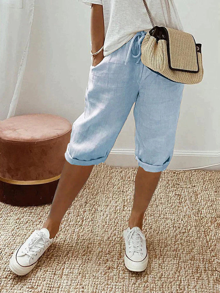 Yara – Light Short Trousers
