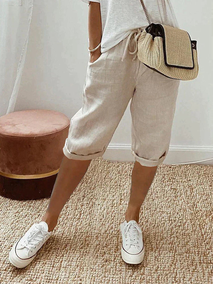 Yara – Light Short Trousers