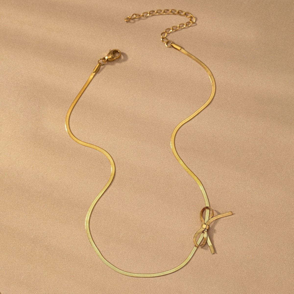 Romantic Dainty Bow Necklace — product detail