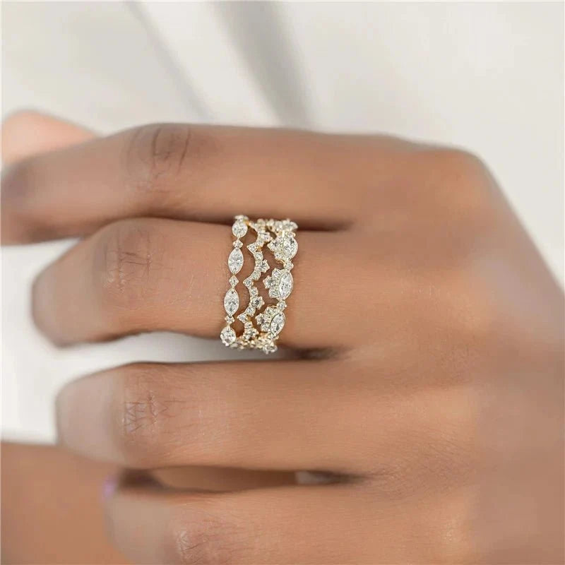 S925 Thin Dainty Oval Diamond Ring — product detail