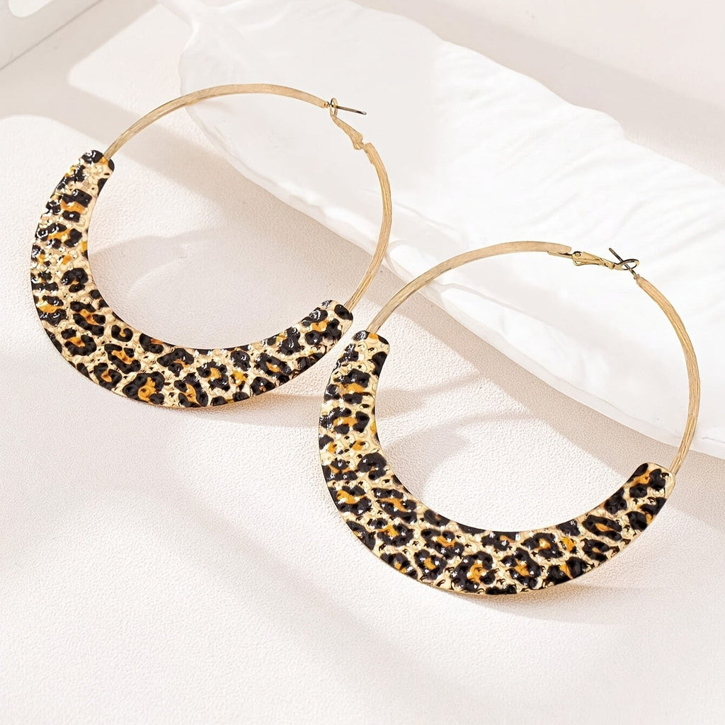 Vintage Leopard Print Accent Hoop Earrings — product detail